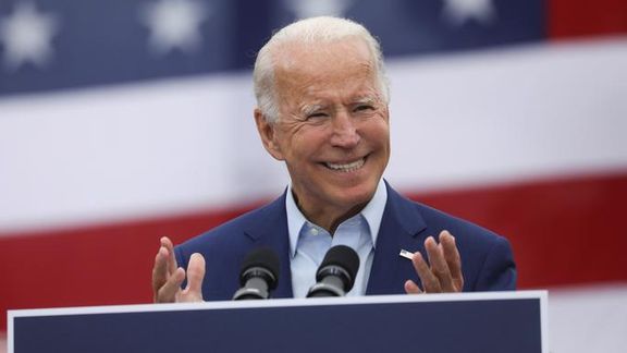 بایدن به جای پاسخ به سوال خبرنگاران درباره احتمال حمله روسیه، روز ولنتاین را تبریک گفت