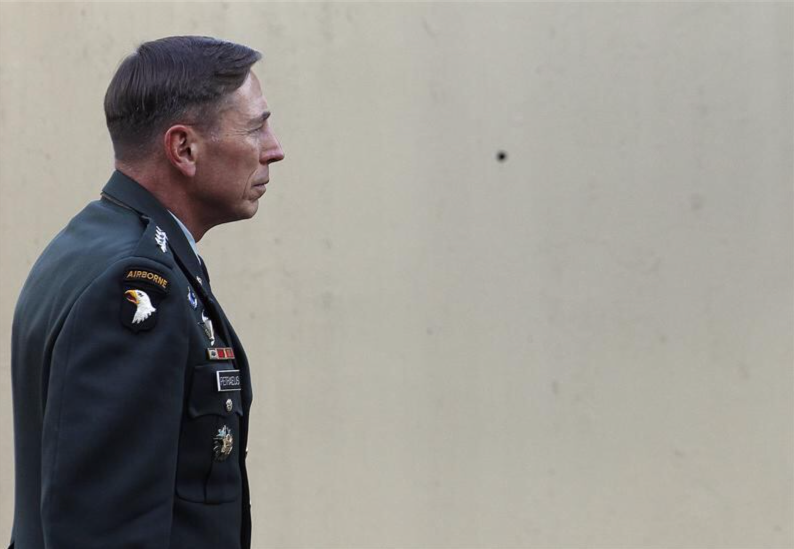 پترائوس: ادامه مقاومت جمهوری اسلامی، فشار بیشتری بر مردم ایران وارد می‌کند