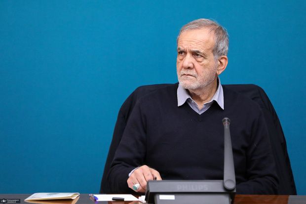 الرئيس الإيراني: أساليب إدارة البلاد الحالية لم تعد كافية وحدها لحل الأزمات