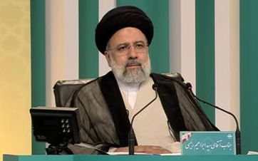 مشاور رییس جمهور در امور روحانیت: رئیسی روزهای مناظره روزه میگرفت تا بیاخلاقی انجام ندهد