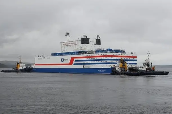 شرکت روساتم: برای ساخت نیروگاههای هستهای شناور در حال مذاکره با ایران هستیم