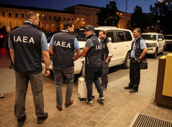 UN nuclear inspectors hid microchips in their shoes, Iranian MP alleges