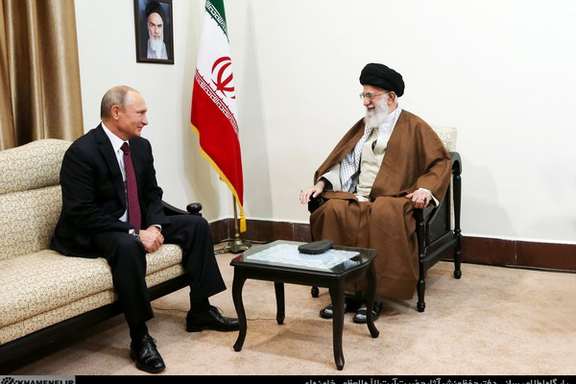 Russian President Vladimir Putin and Iran's ruler Ali Khamenei meeting in Tehran in 2022