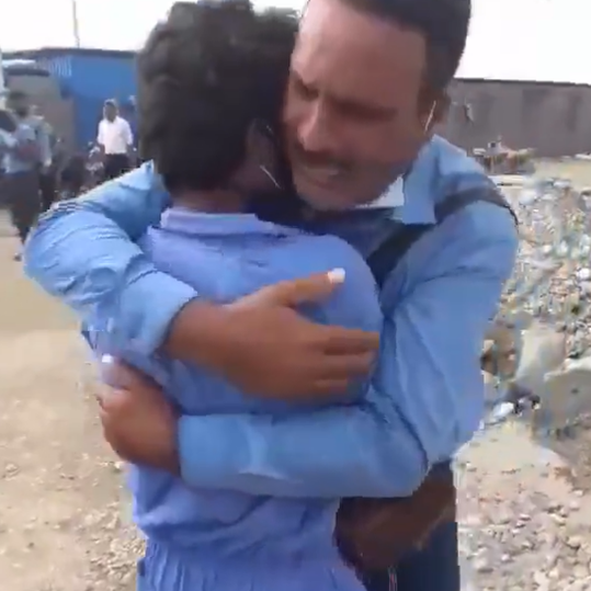 یک کارگر شرکت نفت و گاز پایندان در بوشهر که حقوقش عقب افتاده قصد خودکشی داشت که جلوگیری شد