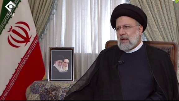 شک و تردید درباره زنده بودن مصاحبه تلویزیونی رئیسی
