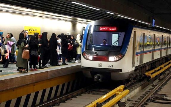 مقام متروی تهران: در ماه رمضان در ایستگاههای مترو نماز جماعت برگزار میکنیم