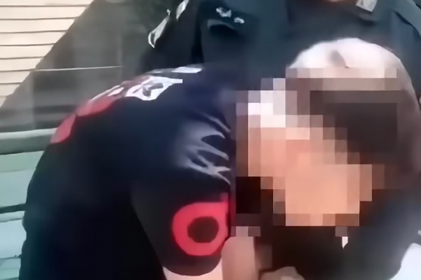 القضاء الإيراني يصف الاعتداء الجنسي والضرب بحق فتى في "تبريز" بأنه "سلوك غير لائق"