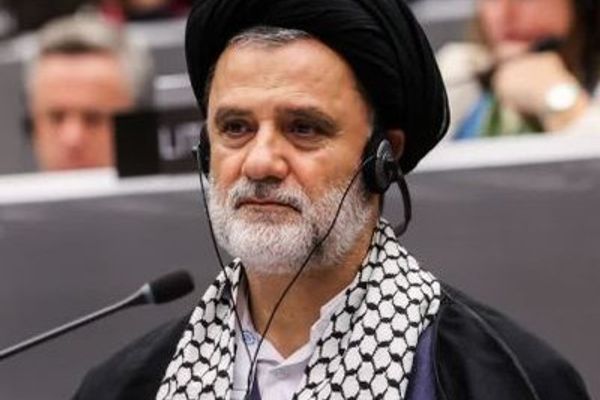 برلماني إيراني: أميركا طالبتنا 5 مرات بإنهاء الصناعة النووية الإيرانية