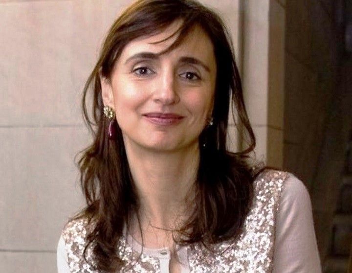 Iranian American writer Roya Hakakian