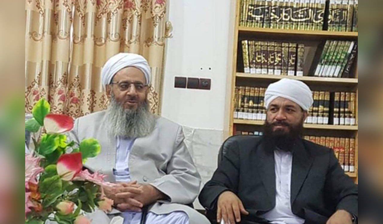 Sunni leader Mowlavi Abdolhamid (left) and his aide Mowlavi Abdolmajid Morad-Zehi (file photo)