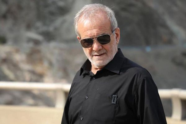 مسعود پزشکیان: انتخاب ما بین مکانیسم ماشه و خواستههای آمریکا، ماشه است