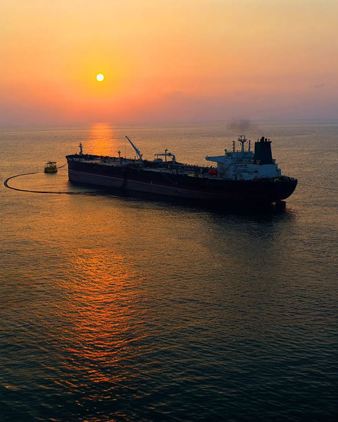 رقم قياسي في تداولات النفط عالمياً إثر تصاعد التوترات بين إيران والولايات المتحدة