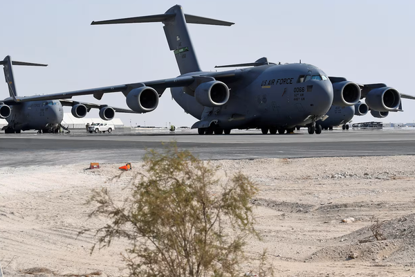 سفارت آمریکا در قطر از کارکنانش خواست از تردد غیرضروری به پایگاه العدید خودداری کنند