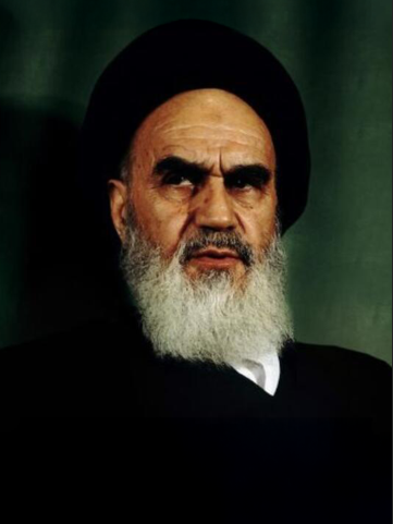 فعال اصلاحطلب: خمینی با کمترین خونریزی انقلاب کرد