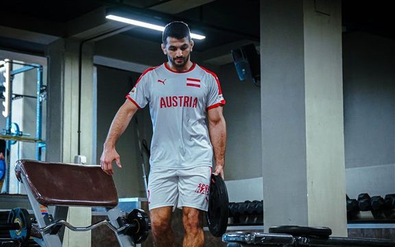 اولین حضور پس از جراحی؛ بازگشت حسن یزدانی به کمپ تیمهای ملی کشتی