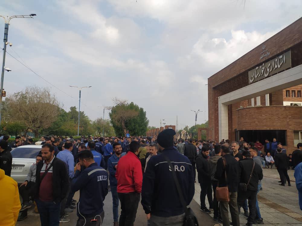 تجمع اعتراضی و اعتصاب کارگران گروه ملی صنعتی فولاد در اهواز