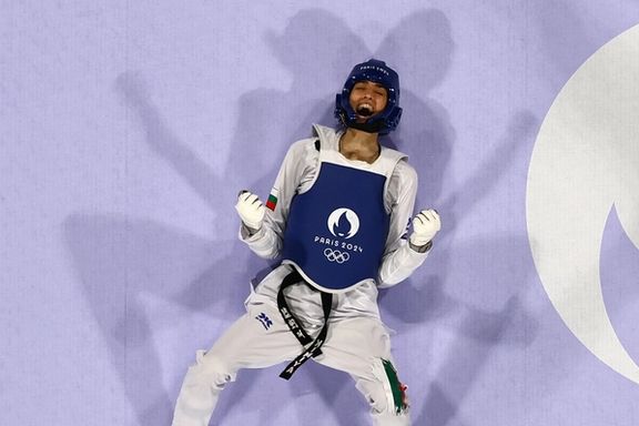 قدردانی «کیمیای ایران» از مردم:هموطنانم را در آغوش میگیرم و برخاک سرزمینمان بوسه میزنم