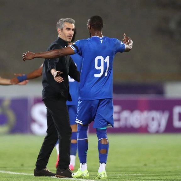 استقلال ۵-۱ آلومینیوم؛ بازگشت شخصیت به استقلال، نسخه مجتبی جباری