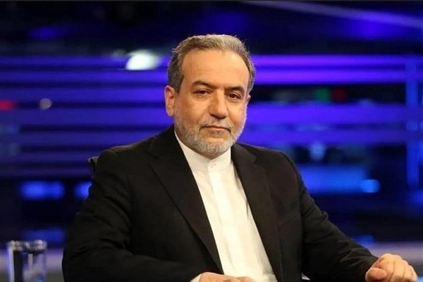 Syrian army 'failed to resist', says Iranian FM