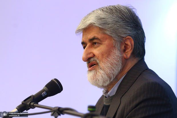  نایب‌رییس پیشین مجلس: پزشکیان درخواست دیدار با ترامپ را به خاطر «ملت» قبول کند