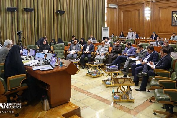 Tehran Councilors Demand Answers Over Secret Chinese Contract