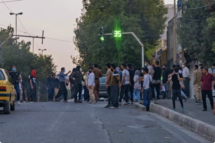 یک سازمان حقوق بشری از کارزار گسترده و خشونت‌بار در شهرهای کردنشین ایران ابراز نگرانی کرد