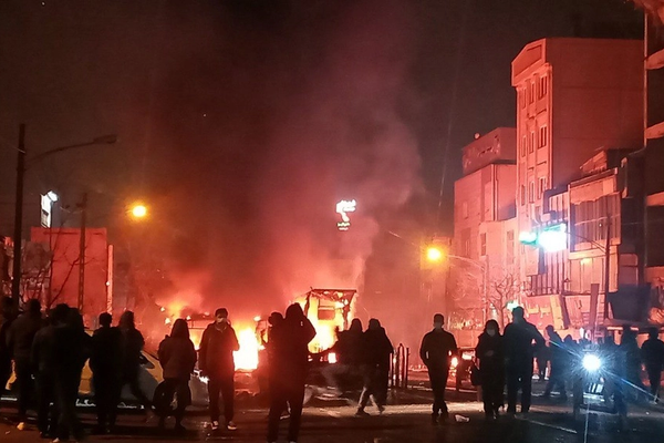 More Iranian filmmakers denounce killings of unarmed protesters