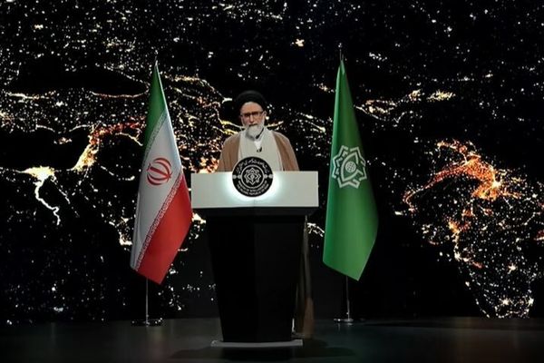 رسانه نزدیک به سپاه پاسداران استفاده از تصاویر اینترنتی در فیلم وزارت اطلاعات را تایید کرد