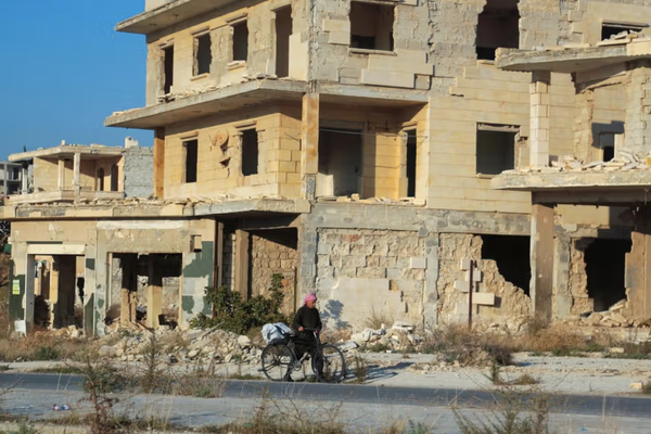 Iran says ready to deploy forces to Syria