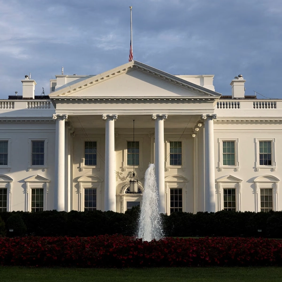 رویترز: ترامپ اخراجها و تغییرات گستردهای را در شورای امنیت ملی آمریکا آغاز کرده است