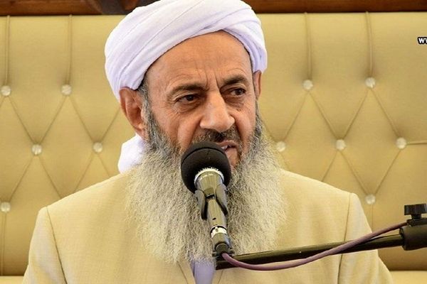 خطيب أهل السنة في إيران: لا ينبغي ربط مصالح إيران وأميركا بإسرائيل ولبنان