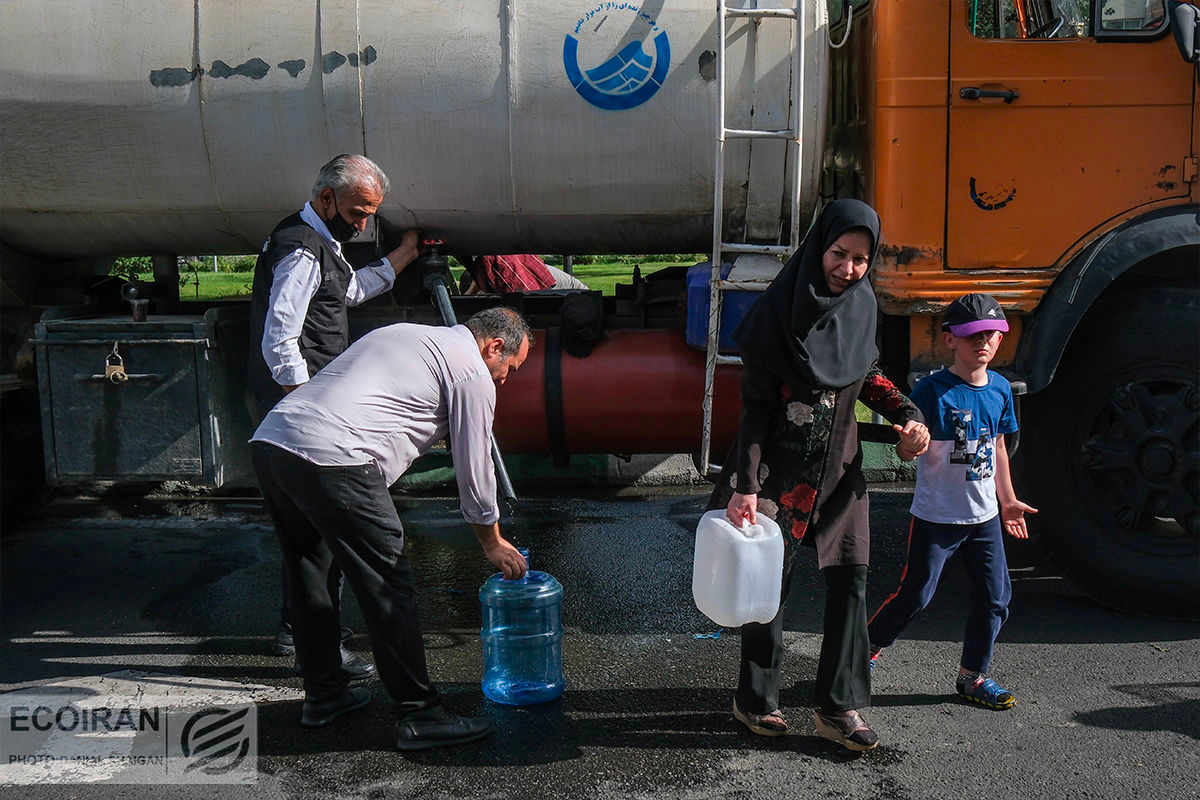 قطعی گسترده آب در تهران؛ مقام‌ها می‌گویند در هیچ نقطه‌ای قطعی آب نداریم