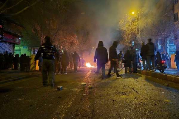 در پانزدهمین روز انقلاب ملی ایرانیان چه گذشت؟