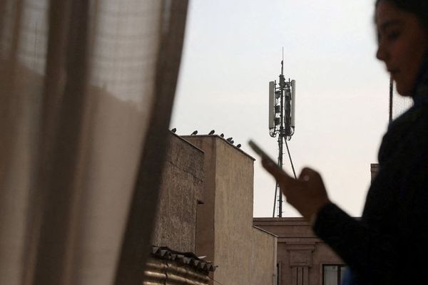 بیش از ۲۴۰ ساعت خاموشی اینترنت و ایجاد نظام «تبعیض دیجیتال»