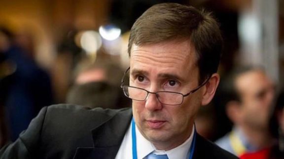 مسؤول أميركي سابق في إدارة أوباما يسخر من "استعداد" موسكو للوساطة بين طهران وواشنطن