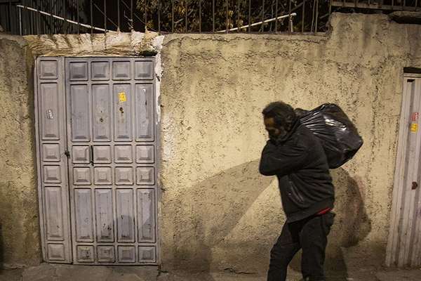 Politicians Warn About Rising Poverty In Iran, Affecting Tens Of Millions