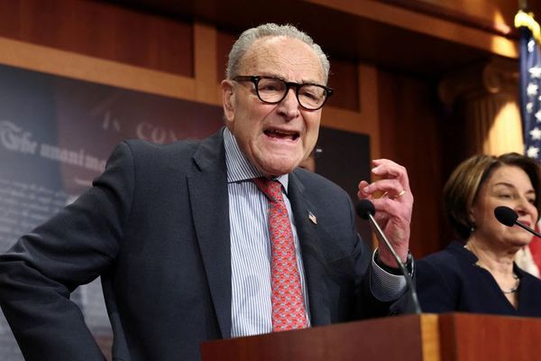 هشدار دموکراتهای سنا پس از جلسه محرمانه درباره حمله به ایران: مساله جدی است