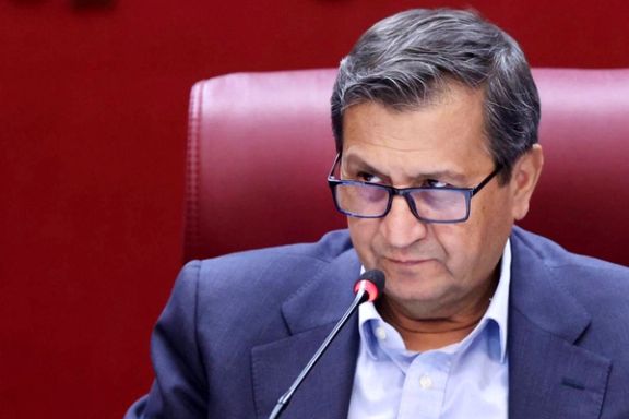 عبدالناصر همتی، وزیر امور اقتصادی و دارایی دولت پزشکیان