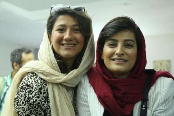 Iranian Journalists Call For Release Of Niloufar Hamedi, Elahe Mohammadi