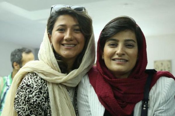 Iranian Journalists Call For Release Of Niloufar Hamedi, Elahe Mohammadi