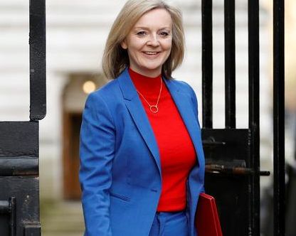 در پی برکناری دومینیک راب، لیز تراس به عنوان وزیر خارجه جدید بریتانیا معرفی شد