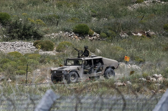 اسرائیل در پاسخ به شلیک راکت، جنوب سوریه را هدف قرار داد