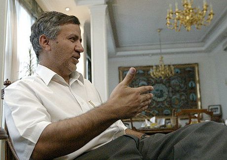 عطاءالله مهاجرانی: در مورد حمله به سلمان رشدی مطلقا مسئولیتی احساس نمی‌کنم