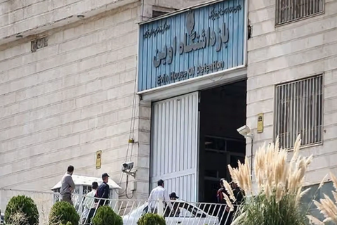 حرمان 9 سجينات سياسيات في "إيفين" بطهران من الاتصال بعائلاتهن ومنعهن من الزيارة لمدة شهر