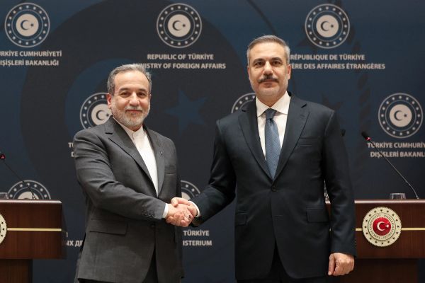 Iran shows no shift on US talks as Turkey engages Washington