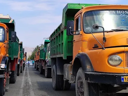 افزایش قیمت و اختلال در حمل و نقل خوراکیها در پی اعتصاب کامیونداران