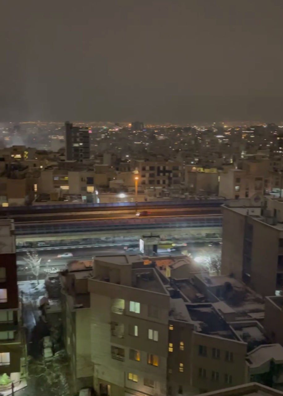 ایرانیان در سالگرد انقلاب ۵۷ شعارهای «مرگ بر دیکتاتور» و «مرگ بر خامنه‌ای» سردادند