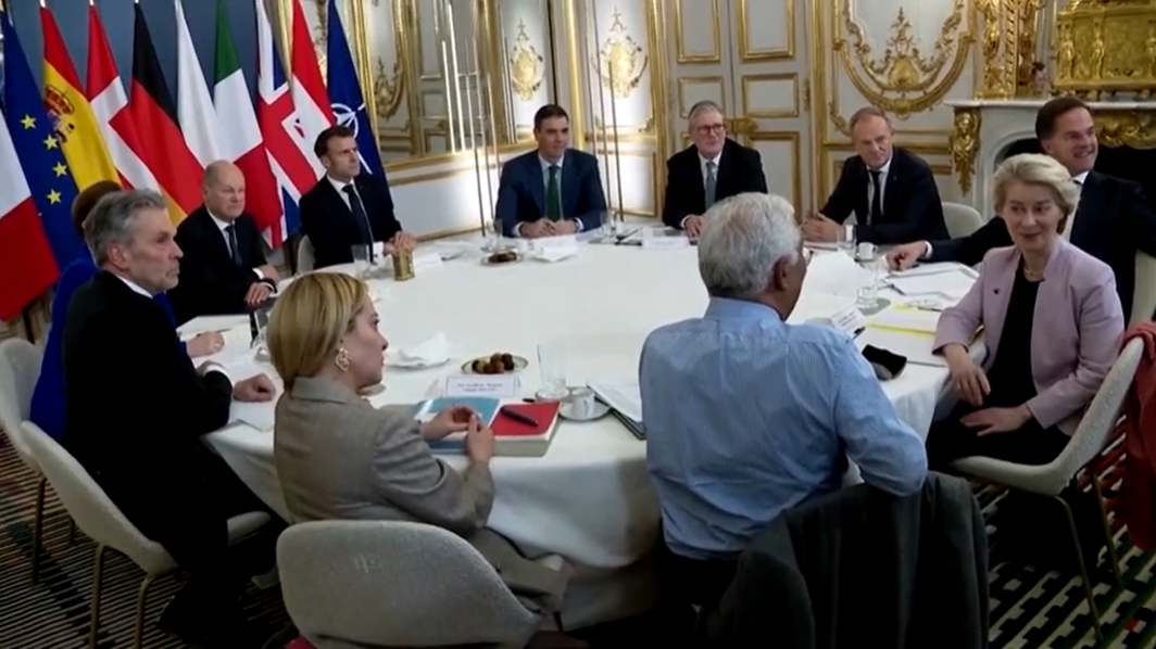 همگرایی رهبران اروپایی در نشست پاریس برای افزایش هزینه‌های دفاعی قاره سبز