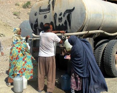 عضو شورای عالی استانها: ۴۰ تا ۵۰ درصد روستاهای سیستان و بلوچستان در حال تخلیه هستند