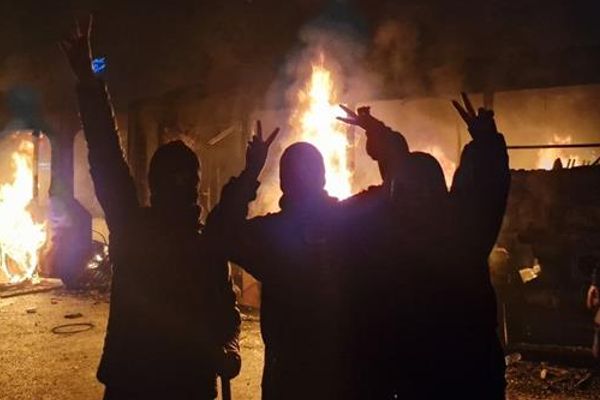 جمعی از فعالان و چهرههای مدنی: خامنهای مسئول اصلی سرکوبها و وضعیت بحرانی ایران است